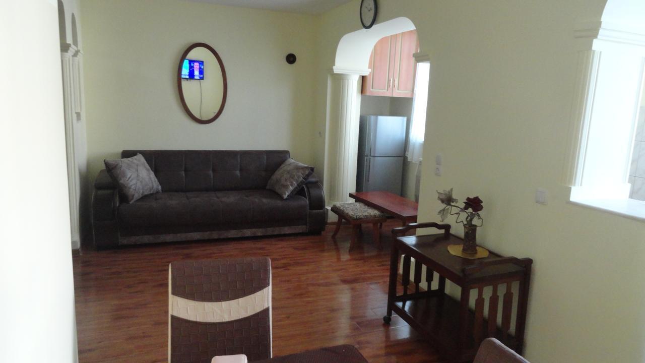 Apartamento House At Ortachala Tiflis Exterior foto